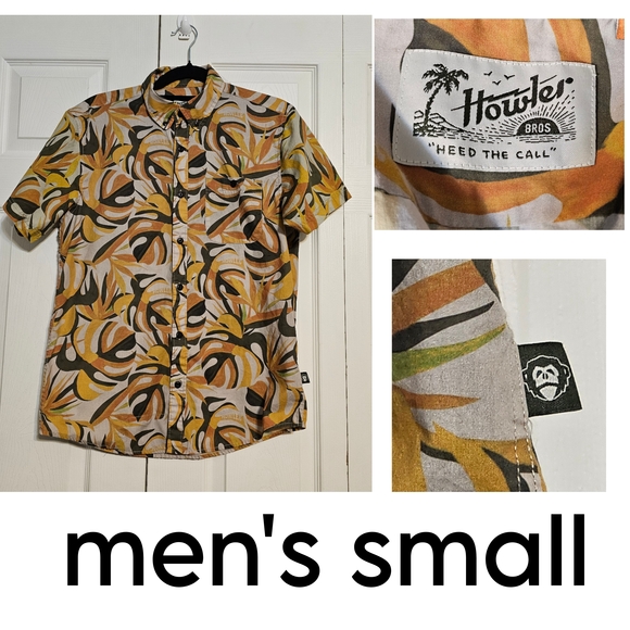 Howler Brothers Other - Howler Brothers Mansfield Short Sleeve Shirt - Tropical Leaf Print - Small